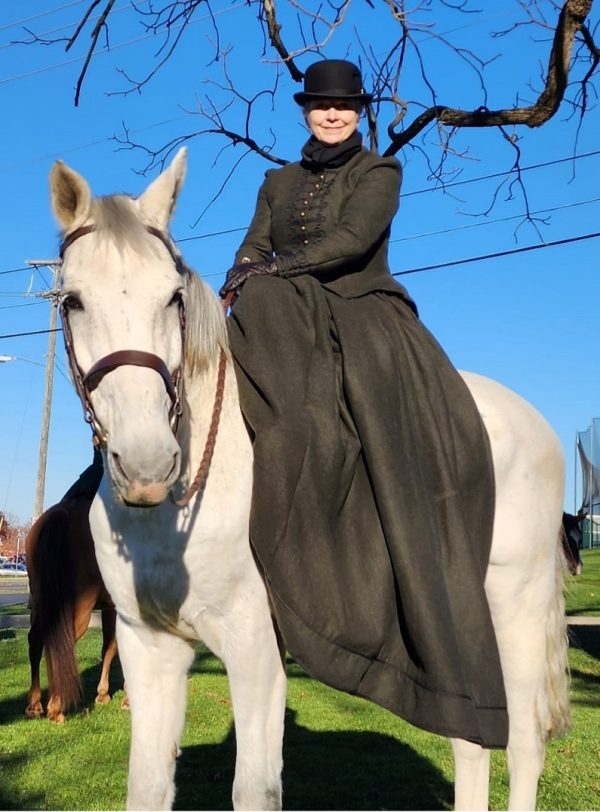 Sidesaddle story: ASA members Robin Shields and 